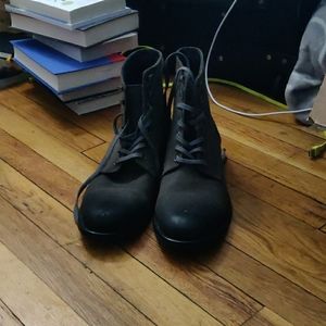 Mens Size 11Unisex Leather Boots From Express, New